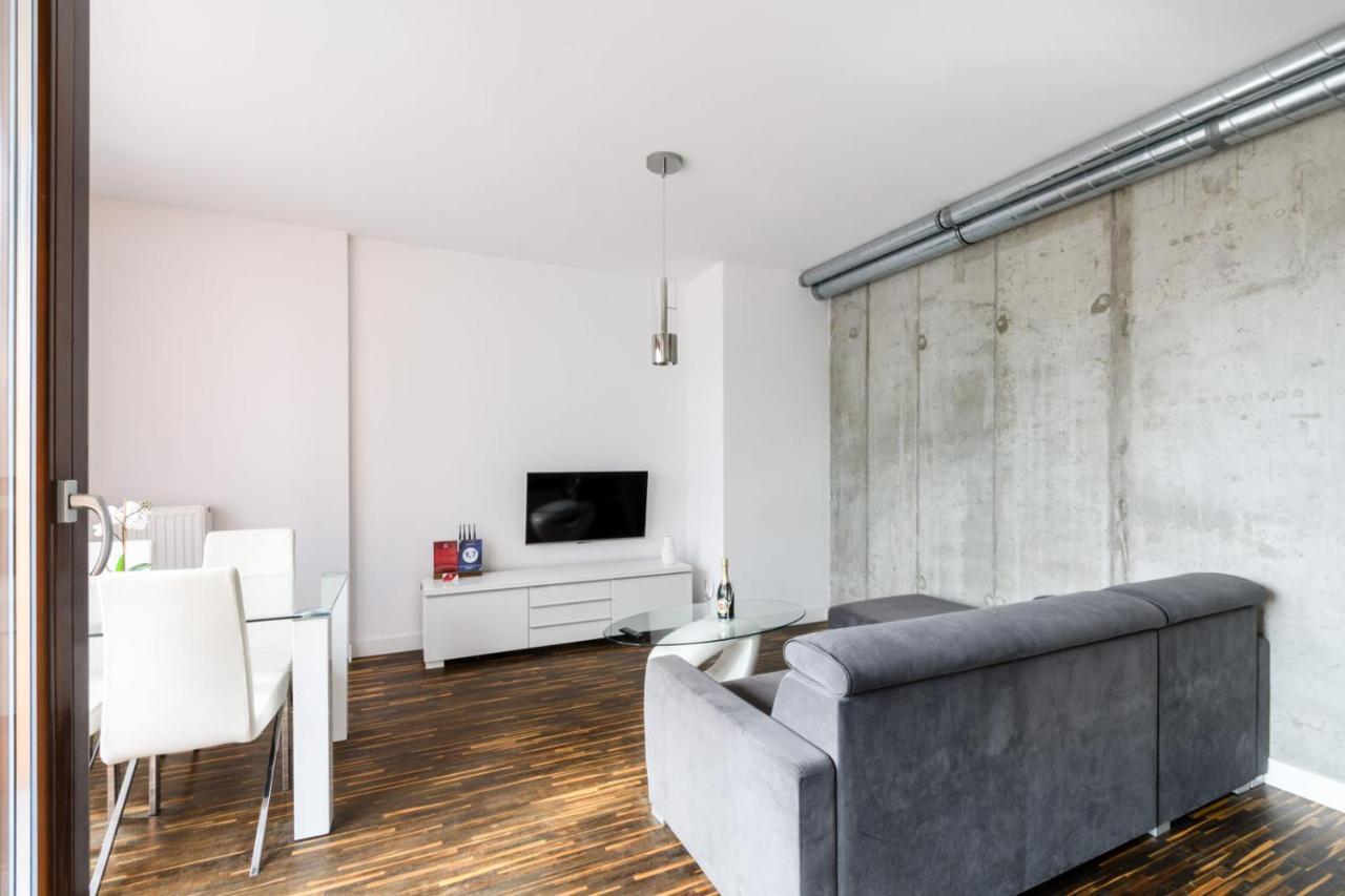 Incity Residence Варшава Экстерьер фото
