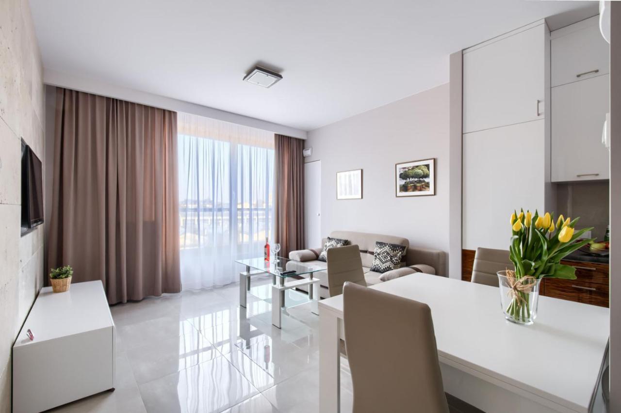 Incity Residence Варшава Экстерьер фото
