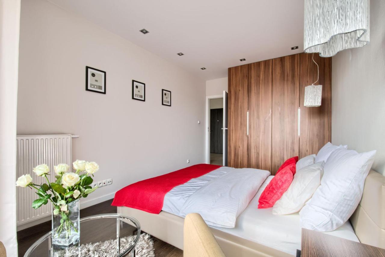 Incity Residence Варшава Экстерьер фото