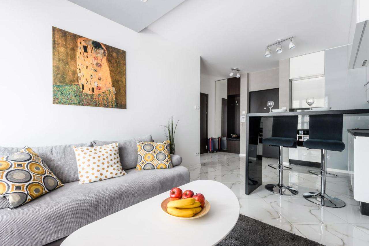 Incity Residence Варшава Экстерьер фото